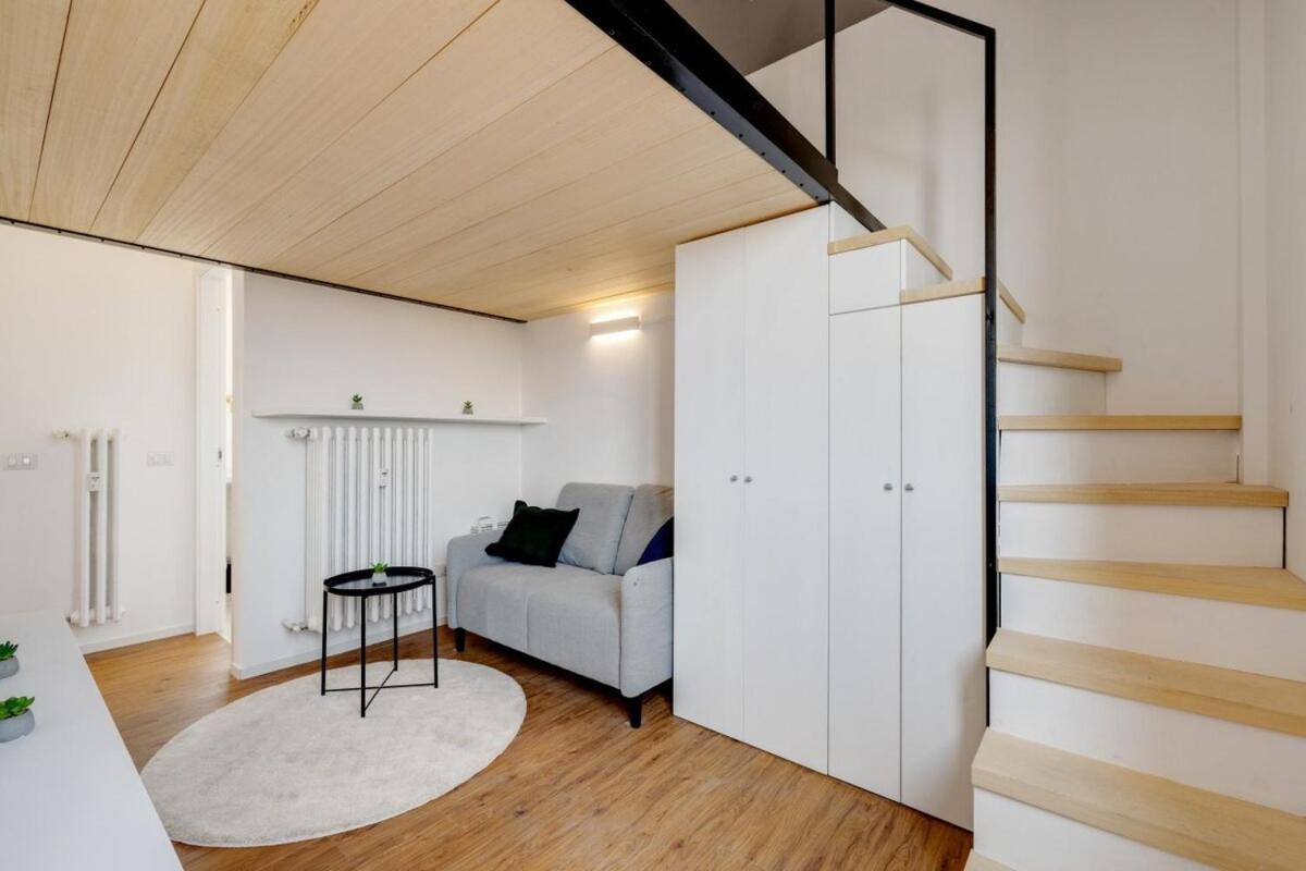 Homeby, Cozy Penthouse Apartment Milan Bagian luar foto