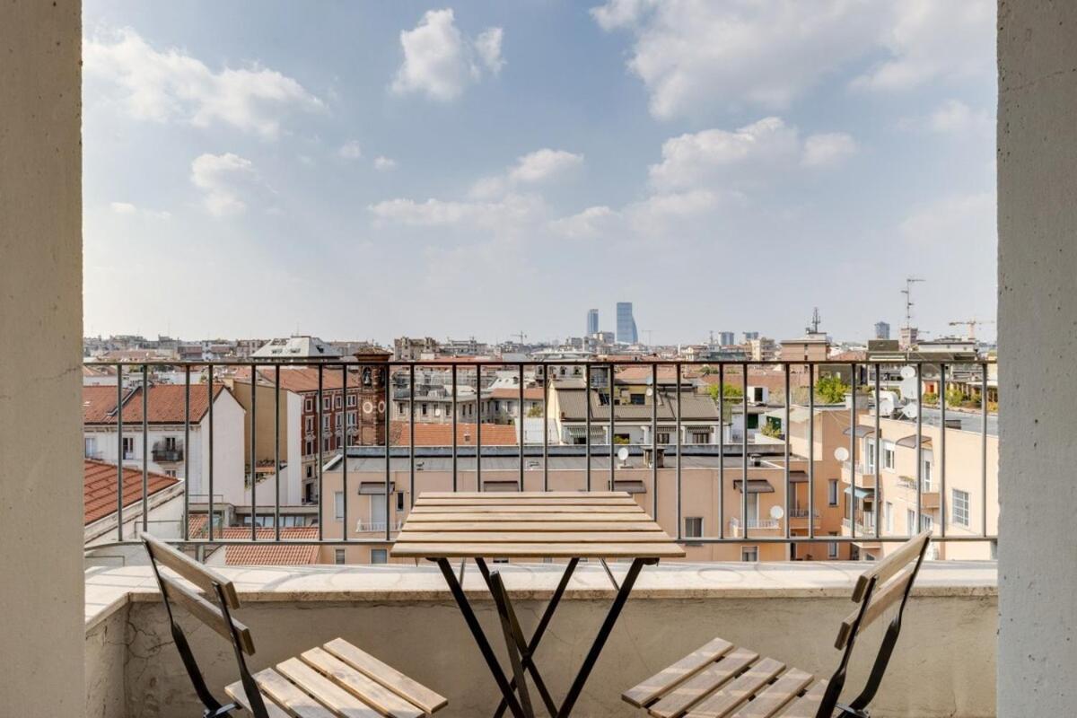 Homeby, Cozy Penthouse Apartment Milan Bagian luar foto